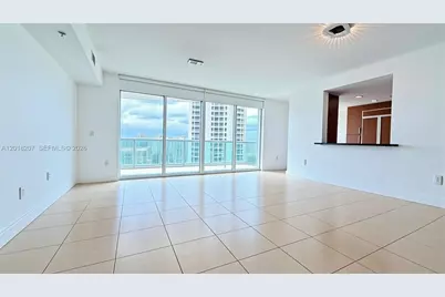 19400 Turnberry Way #1132, Aventura, FL 33180 - Photo 2