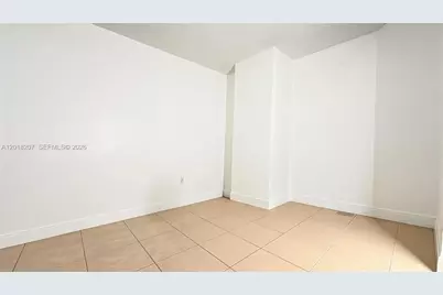19400 Turnberry Way #1132, Aventura, FL 33180 - Photo 26
