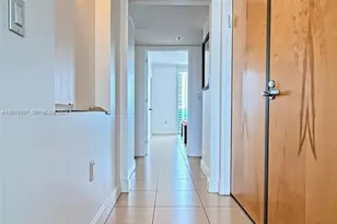 19400 Turnberry Way, Aventura, FL 33180 - Photo 34