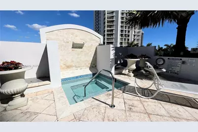 19400 Turnberry Way #1132, Aventura, FL 33180 - Photo 38