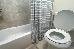 2042 Madeira Dr, Weston, FL 33327 - Photo 18