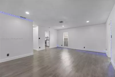 7958 SW 6th St, North Lauderdale, FL 33068 - Photo 14