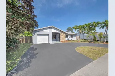 1027 SW 49th Ter, Margate, FL 33068 - Photo 2