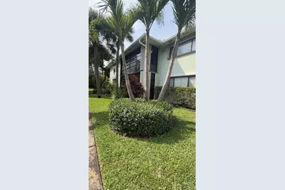 761 NE 199th St #102, Miami, FL 33179 - Photo 1