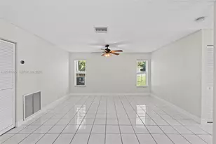 3165 NW 116th Ave, Coral Springs, FL 33065 - Photo 24