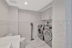 16425 Collins Ave, Sunny Isles Beach, FL 33160 - Photo 34