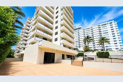 1621 Collins Ave #310, Miami Beach, FL 33139 - Photo 12