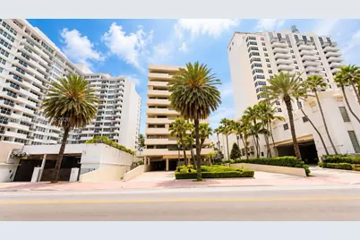 1621 Collins Ave #310, Miami Beach, FL 33139 - Photo 10