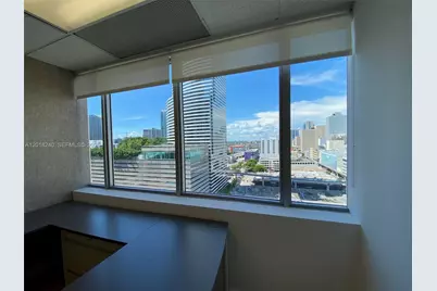 150 SE 2nd Ave #1402, Miami, FL 33131 - Photo 6