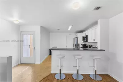 4065 Crystal Lake Dr, Deerfield Beach, FL 33064 - Photo 10