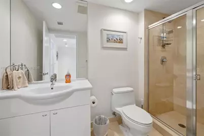 1800 S Ocean Dr #1005, Hallandale Beach, FL 33009 - Photo 24