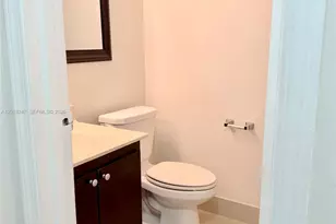 450 Commodore Dr, Plantation, FL 33325 - Photo 8