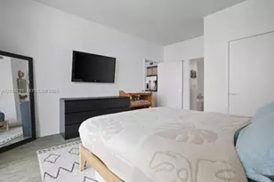 79 SW 12th St, Miami, FL 33130 - Photo 14