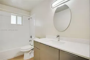 532 SW 79th Ave, Miami, FL 33144 - Photo 10