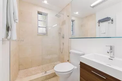 1551 Lenox Ave #8, Miami Beach, FL 33139 - Photo 12