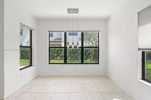 3323 W 96 Pl, Hialeah, FL 33018 - Photo 16