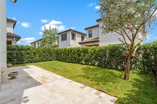 3323 W 96 Pl, Hialeah, FL 33018 - Photo 50