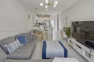 8201 NW 41st St, Doral, FL 33166 - Photo 12