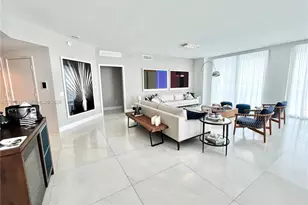 17111 Biscayne Blvd, North Miami Beach, FL 33160 - Photo 2