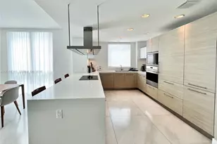 17111 Biscayne Blvd, North Miami Beach, FL 33160 - Photo 12