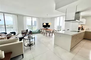 17111 Biscayne Blvd, North Miami Beach, FL 33160 - Photo 10