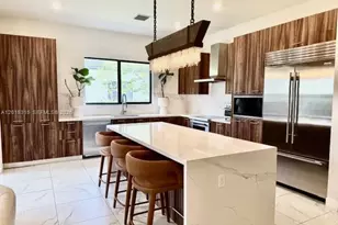 12025 SW 83rd Pl, Miami, FL 33156 - Photo 12