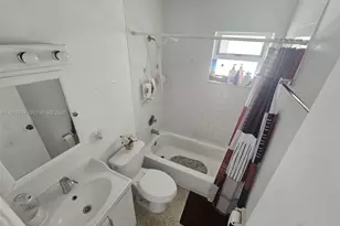1241 NW 6th St, Miami, FL 33125 - Photo 12