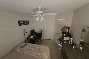 1241 NW 6th St, Miami, FL 33125 - Photo 10