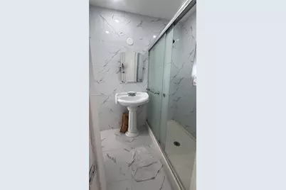 133 NW 43rd Pl #B, Miami, FL 33126 - Photo 4