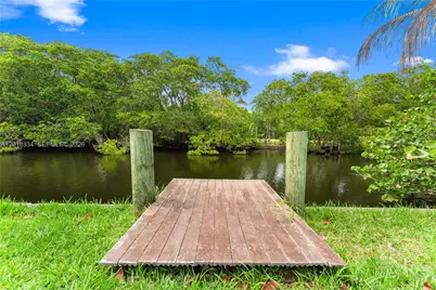 1031 NW 21st St, Fort Lauderdale, FL 33311 - Photo 2