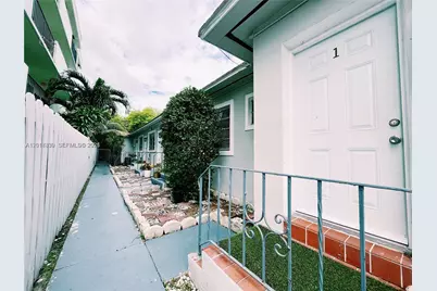 7630 Byron Ave, Miami Beach, FL 33141 - Photo 4