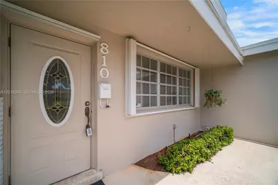 810 NW 78th Ave, Pembroke Pines, FL 33024 - Photo 4