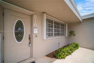 810 NW 78th Ave, Pembroke Pines, FL 33024 - Photo 4