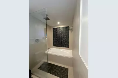 17315 Collins Ave #2006, Sunny Isles Beach, FL 33160 - Photo 22