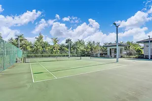 10467 NW 82nd St, Doral, FL 33178 - Photo 20