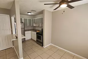 860 SW 6th Ct, Pompano Beach, FL 33060 - Photo 4