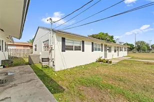 430 SW 10th Ave, Homestead, FL 33030 - Photo 4