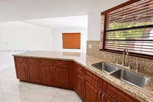 9123 SW 112th Ct, Miami, FL 33176 - Photo 10