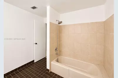9123 SW 112th Ct, Miami, FL 33176 - Photo 22