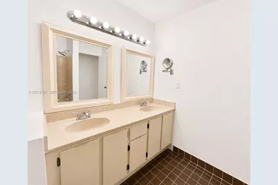 9123 SW 112th Ct, Miami, FL 33176 - Photo 28