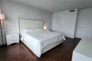 1500 Bay Rd, Miami Beach, FL 33139 - Photo 6