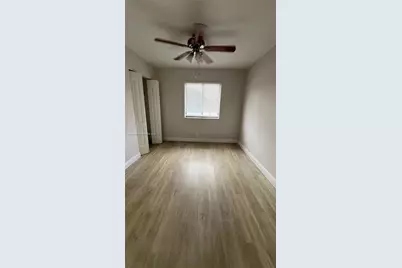 11065 NW 38th Pl, Sunrise, FL 33351 - Photo 12
