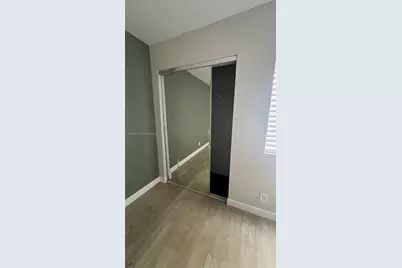 11065 NW 38th Pl, Sunrise, FL 33351 - Photo 8