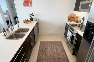 665 NE 25th St, Miami, FL 33137 - Photo 8