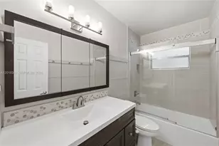 109 S 57th Ave, Hollywood, FL 33023 - Photo 22