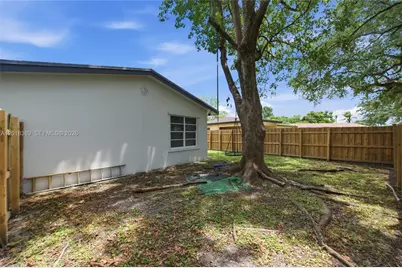 109 S 57th Ave, Hollywood, FL 33023 - Photo 36