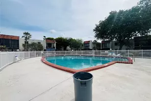 8701 SW 141st St, Palmetto Bay, FL 33176 - Photo 6