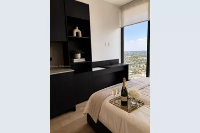 20 NE 11th #4203A, Miami, FL 33132 - Photo 2