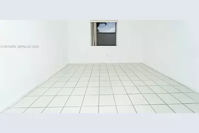 576 NW 114th Ave #203, Sweetwater, FL 33172 - Photo 6