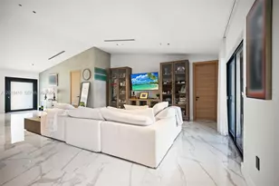 16431 NE 34th Ave, North Miami Beach, FL 33160 - Photo 2